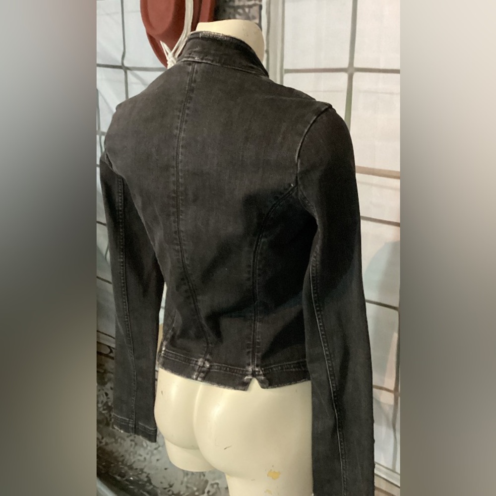 Free People/We The Free Black Military Style Distressed Jean Jacket Sz Small - Picture 6 of 15